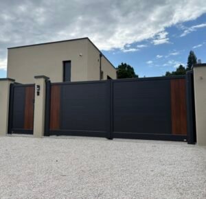 Installation d’un portail aluminium à Saint-Jean-de-Moirans